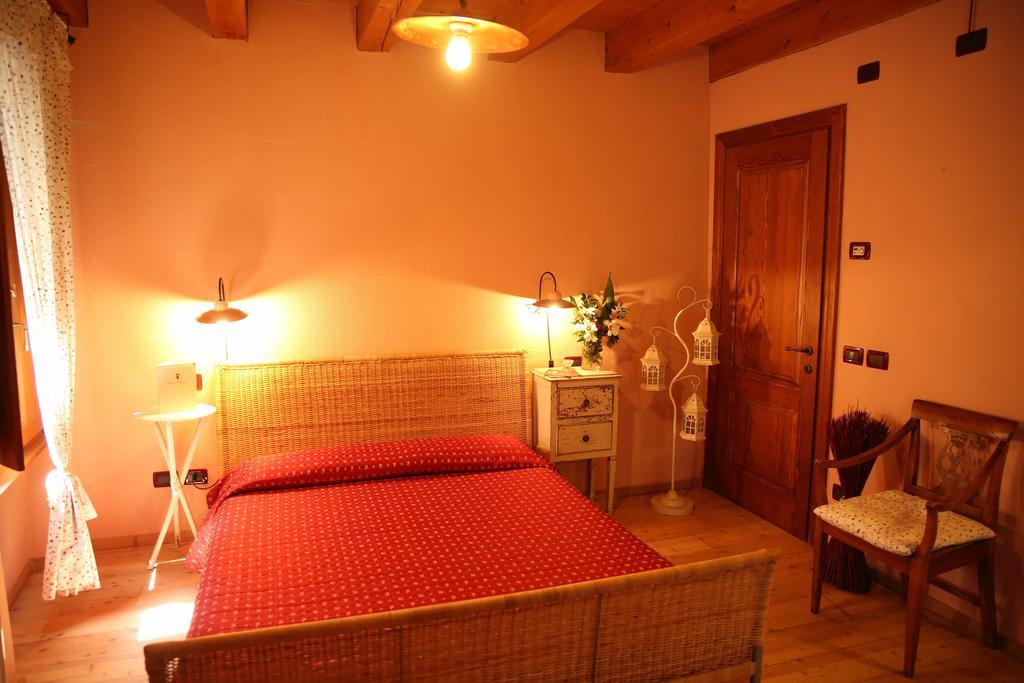 Agriturismo Corte Pellegrini San Martino Buon Albergo Habitación foto
